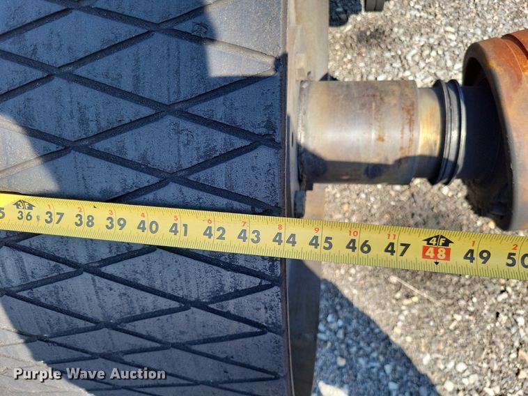 image for item LS9759 Approximately (6) 42" conveyor rollers