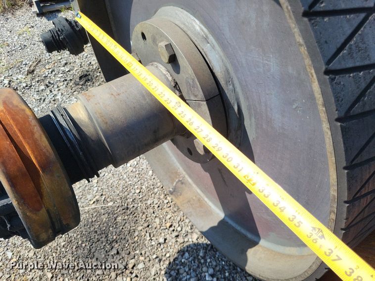 image for item LS9759 Approximately (6) 42" conveyor rollers