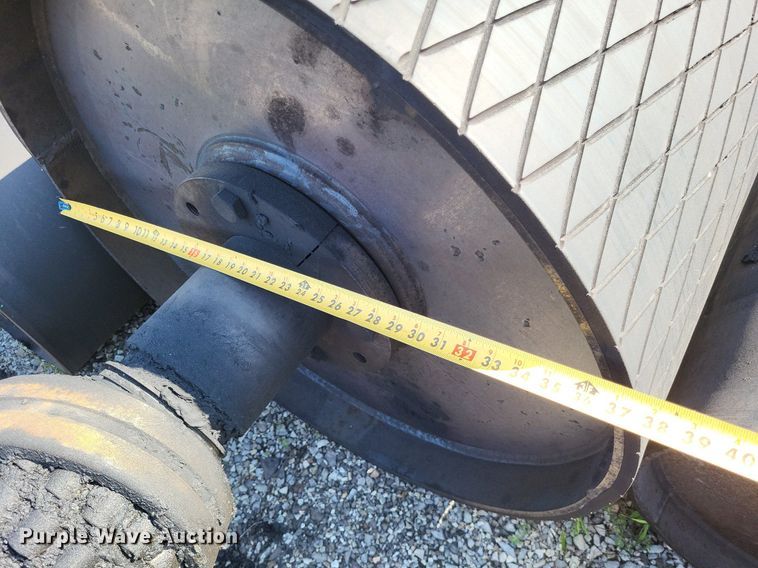 image for item LS9760 Approximately (5) 42" conveyor rollers