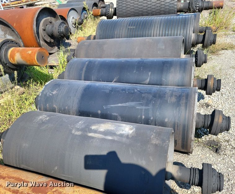 image for item LS9761 Approximately (6) 48" conveyor rollers