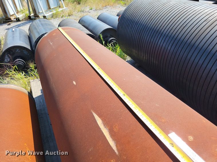 image for item LS9762 Approximately 5 conveyor rollers 