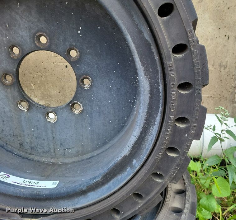 image for item LS9769 (5) skid steer tires