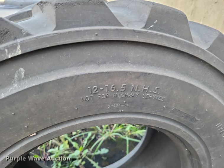 image for item LS9769 (5) skid steer tires