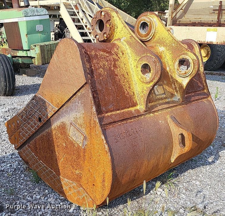 image for item LS9772 (2) excavator buckets