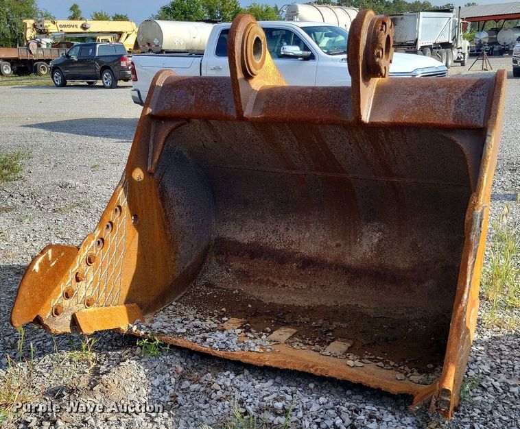 image for item LS9772 (2) excavator buckets