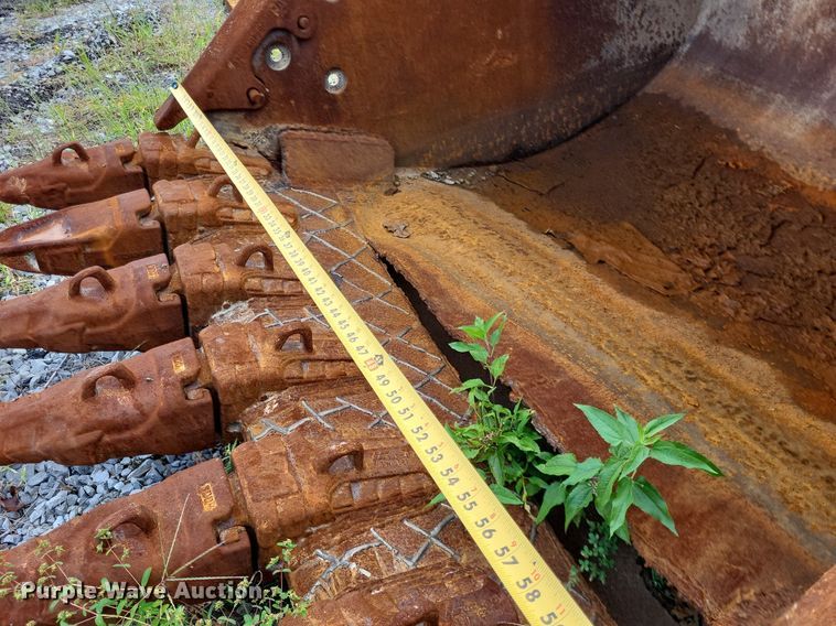 image for item LS9772 (2) excavator buckets