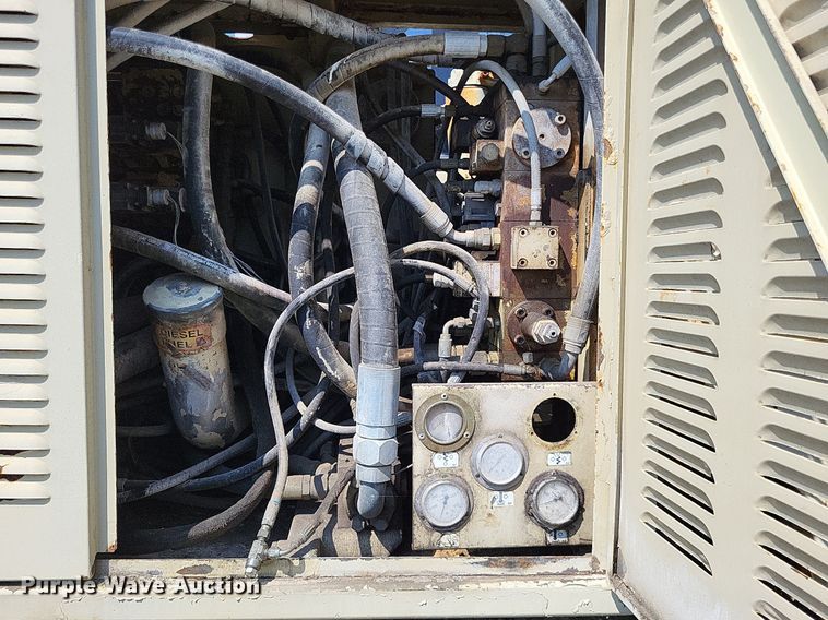 image for item LS9774 1998 Ingersoll Rand  ECM670 blasthole drill