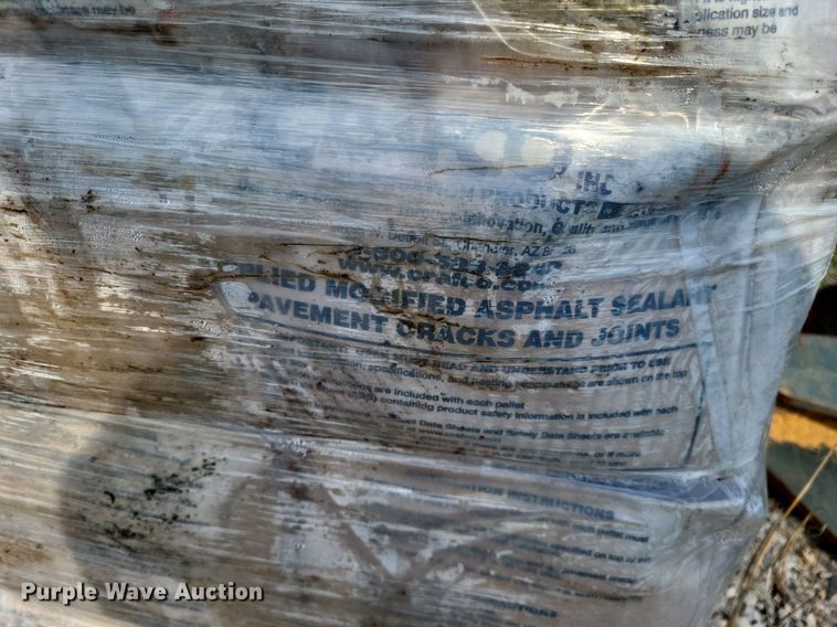 image for item LS9775 Asphalt sealant