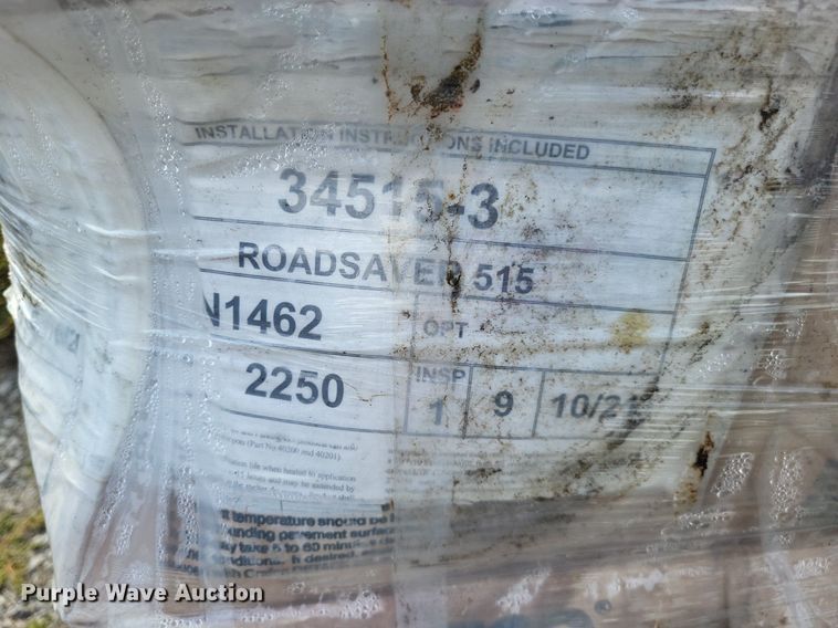 image for item LS9775 Asphalt sealant