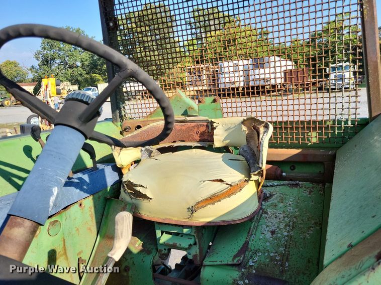 image for item LS9777 1975 John Deere 4430W tractor