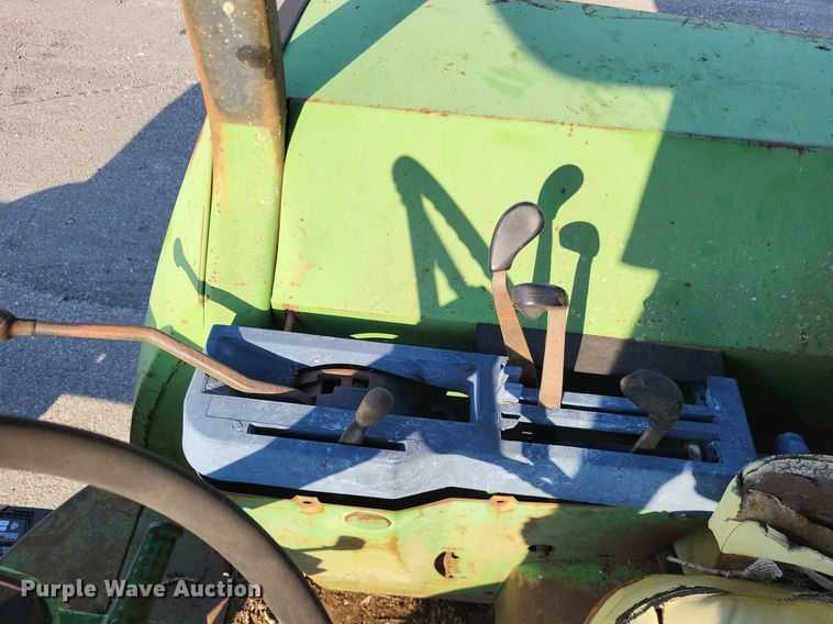 image for item LS9777 1975 John Deere 4430W tractor