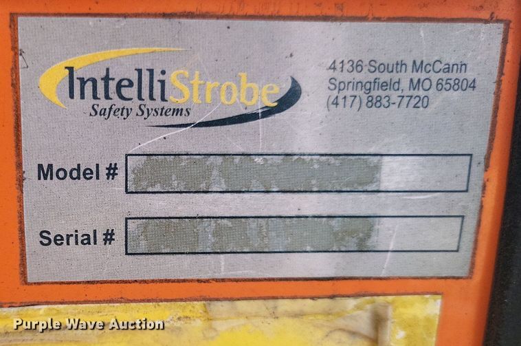 image for item LS9778 2010 Traffic signal trailer