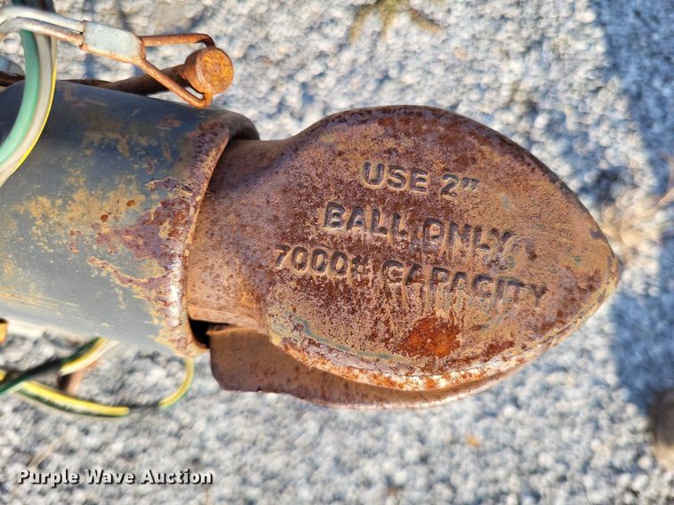 image for item LS9778 2010 Traffic signal trailer