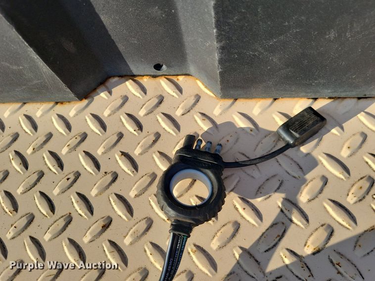 image for item LS9778 2010 Traffic signal trailer