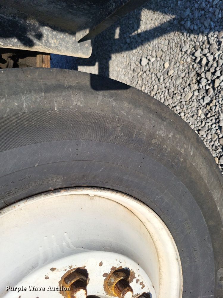 image for item LS9779 1993 Mack CH613 semi truck