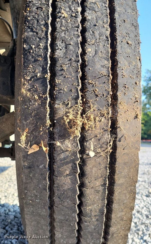 image for item LS9779 1993 Mack CH613 semi truck