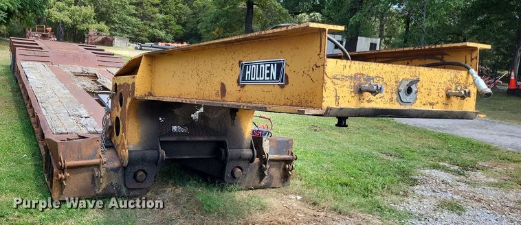 image for item LS9780 1990 Holden HPD47350 lowboy equipment trailer