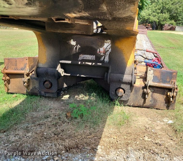 image for item LS9780 1990 Holden HPD47350 lowboy equipment trailer