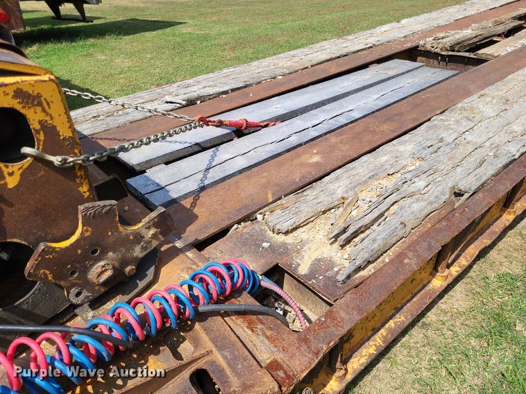 image for item LS9780 1990 Holden HPD47350 lowboy equipment trailer