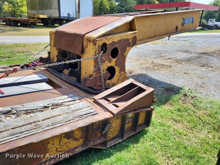 image for item LS9780 1990 Holden HPD47350 lowboy equipment trailer