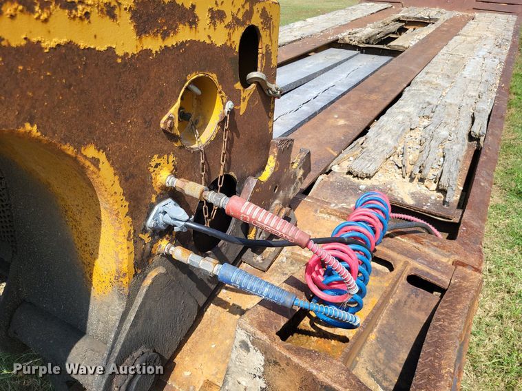 image for item LS9780 1990 Holden HPD47350 lowboy equipment trailer