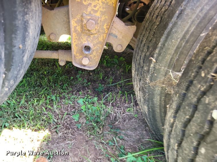 image for item LS9780 1990 Holden HPD47350 lowboy equipment trailer