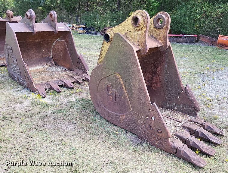 image for item LS9785 (2) excavator buckets