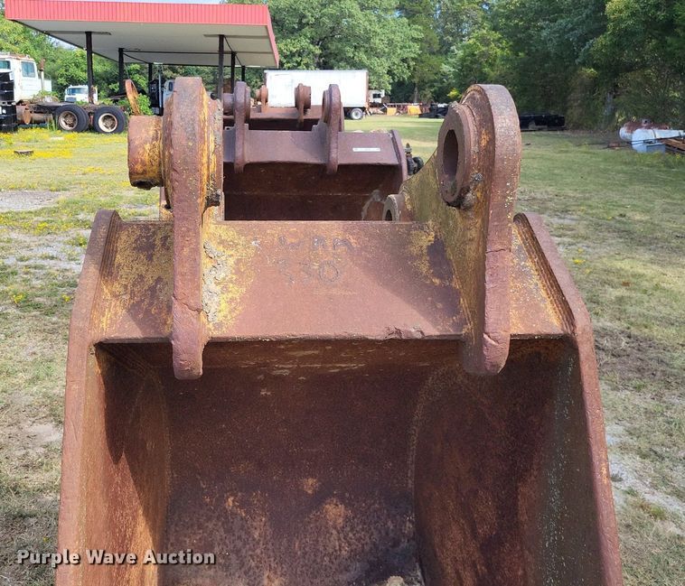 image for item LS9785 (2) excavator buckets