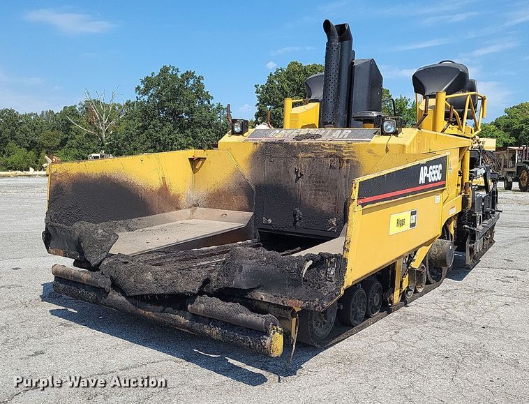 image for item LS9786 2004 Caterpillar  AP-655C paver