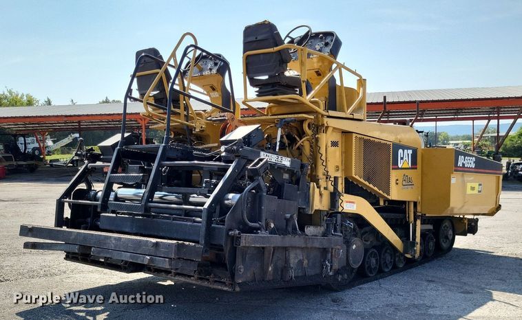 image for item LS9786 2004 Caterpillar  AP-655C paver