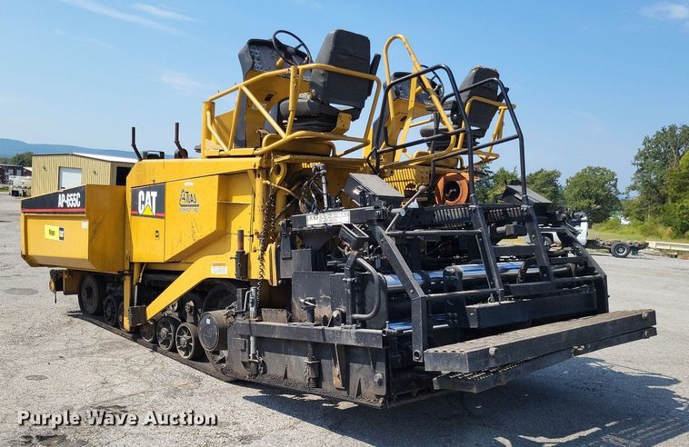 image for item LS9786 2004 Caterpillar  AP-655C paver