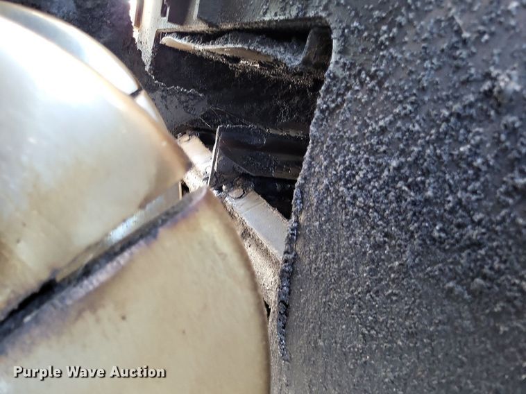 image for item LS9786 2004 Caterpillar  AP-655C paver