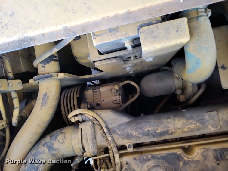 image for item LS9786 2004 Caterpillar  AP-655C paver