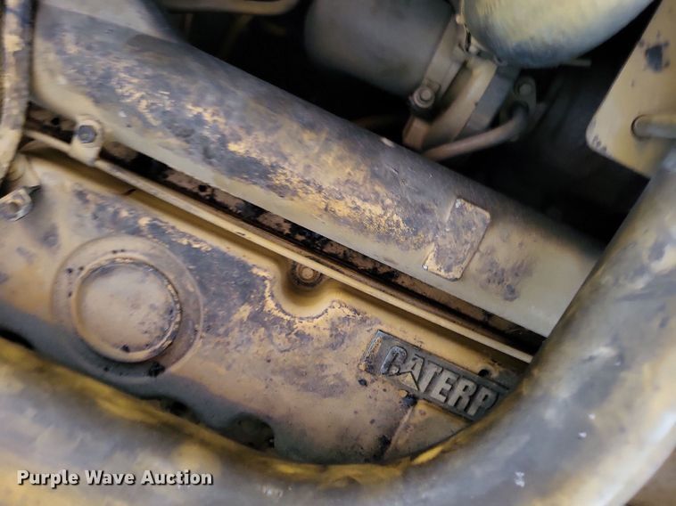 image for item LS9786 2004 Caterpillar  AP-655C paver