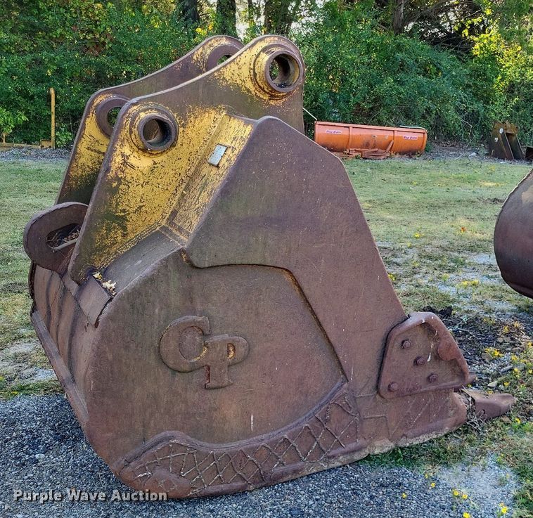 image for item LS9789 (2) excavator buckets