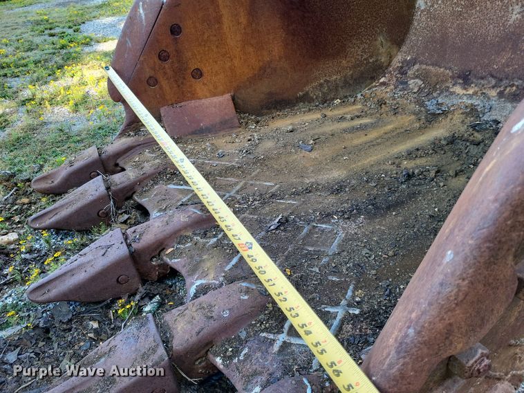 image for item LS9789 (2) excavator buckets