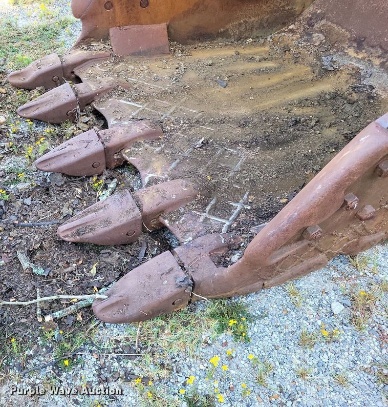 image for item LS9789 (2) excavator buckets