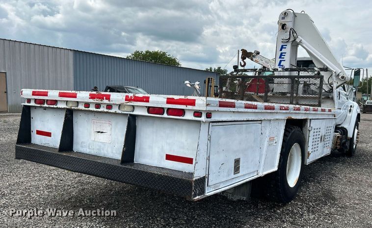 image for item LV9033 2000 Ford F650  crane truck