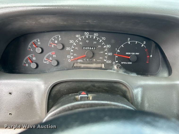 image for item LV9033 2000 Ford F650  crane truck