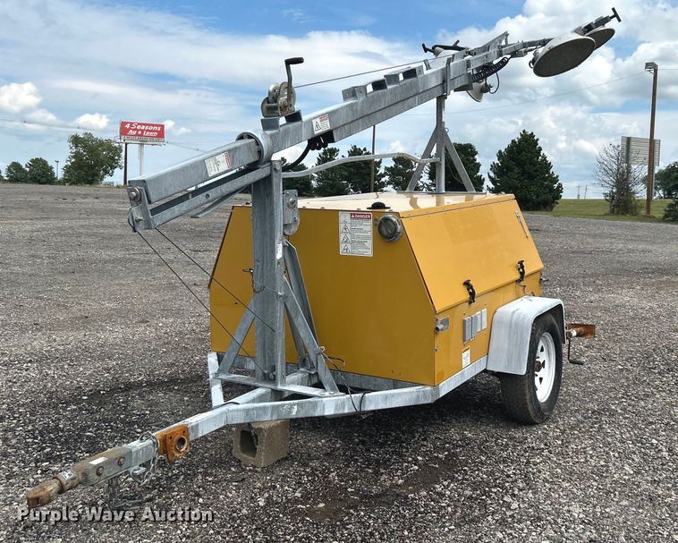 image for item LV9034 Warren Power Systems WCW84MH  light plant