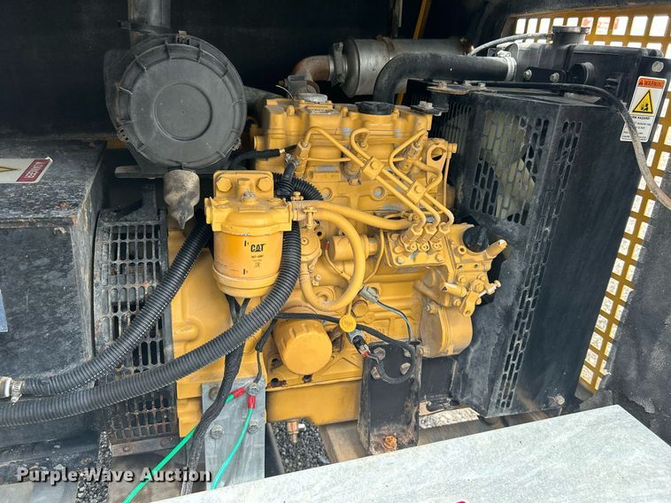 image for item LV9034 Warren Power Systems WCW84MH  light plant