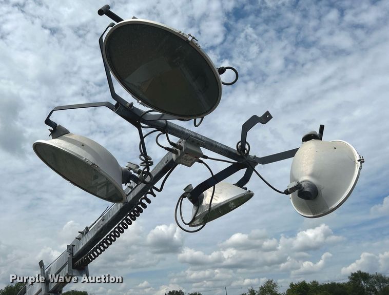 image for item LV9034 Warren Power Systems WCW84MH  light plant