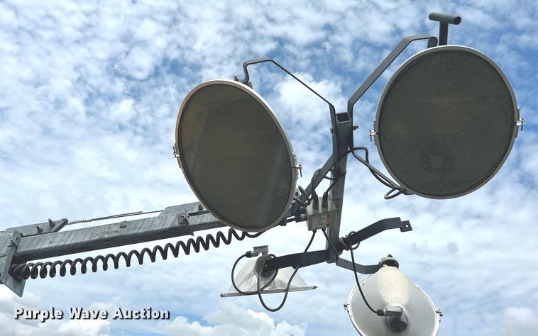 image for item LV9034 Warren Power Systems WCW84MH  light plant