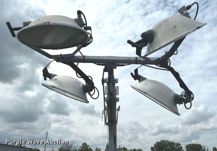 image for item LV9035 Warren Power Systems WCW84MH  light plant