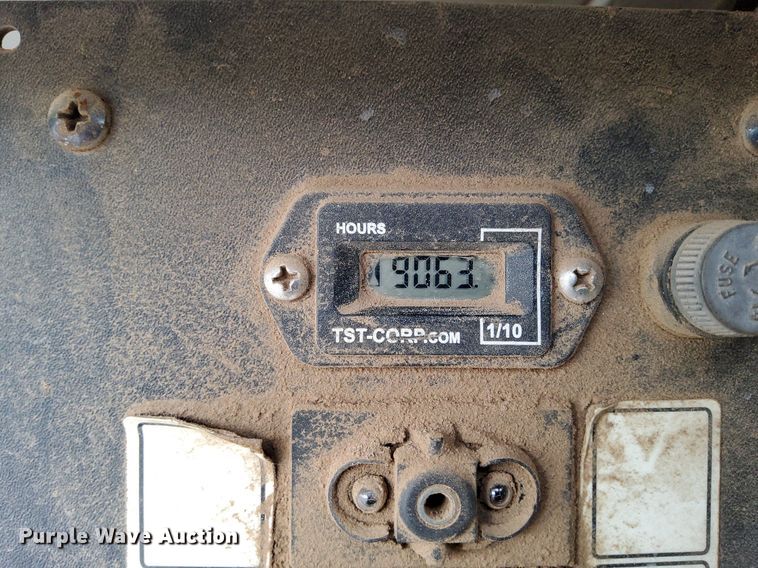 image for item LV9039 2006 Freightliner M2 106  utility / service truck