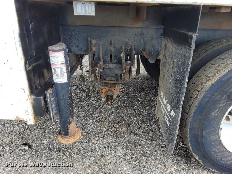 image for item LV9039 2006 Freightliner M2 106  utility / service truck