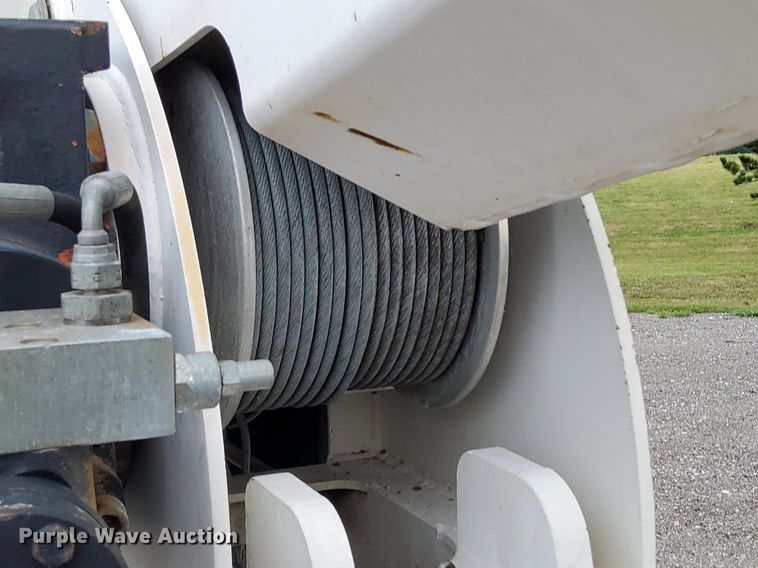 image for item LV9039 2006 Freightliner M2 106  utility / service truck