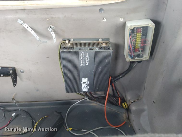 image for item LV9039 2006 Freightliner M2 106  utility / service truck