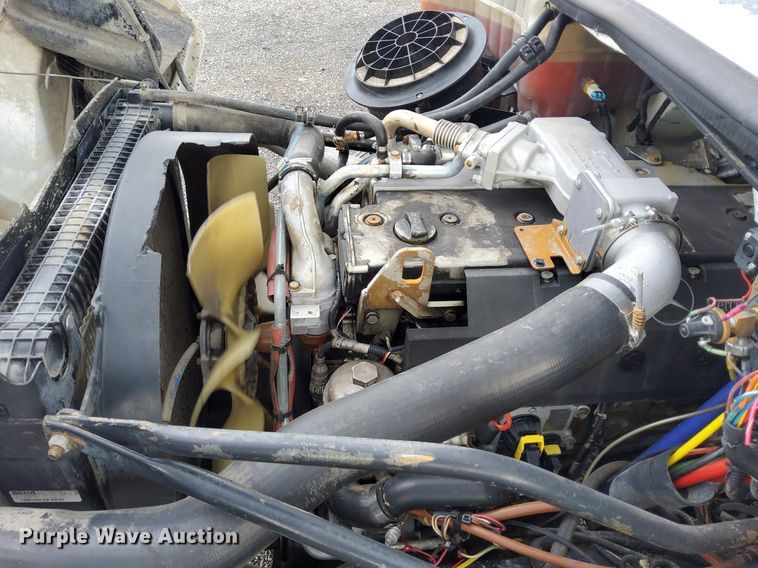 image for item LV9039 2006 Freightliner M2 106  utility / service truck