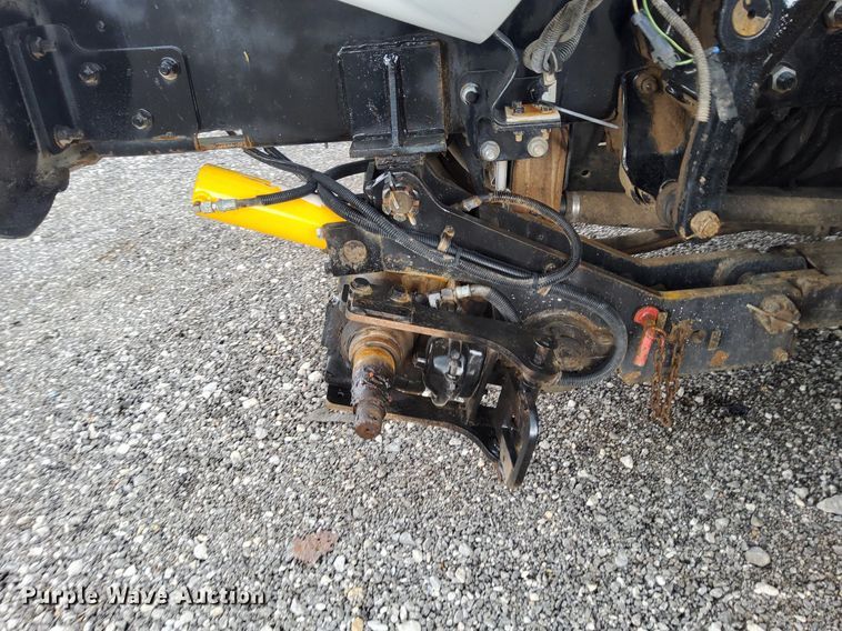 image for item LV9039 2006 Freightliner M2 106  utility / service truck